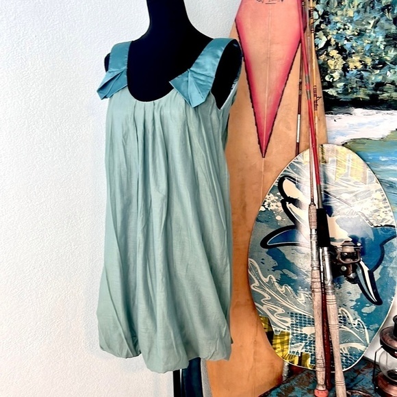 CLuce, Elegant,Affordable!Gorgeous Low V-Back Soft Green Bubble Dress,Size S - Picture 3 of 15